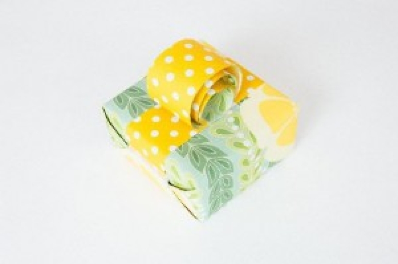 Creative gift wrapping with Jane Means