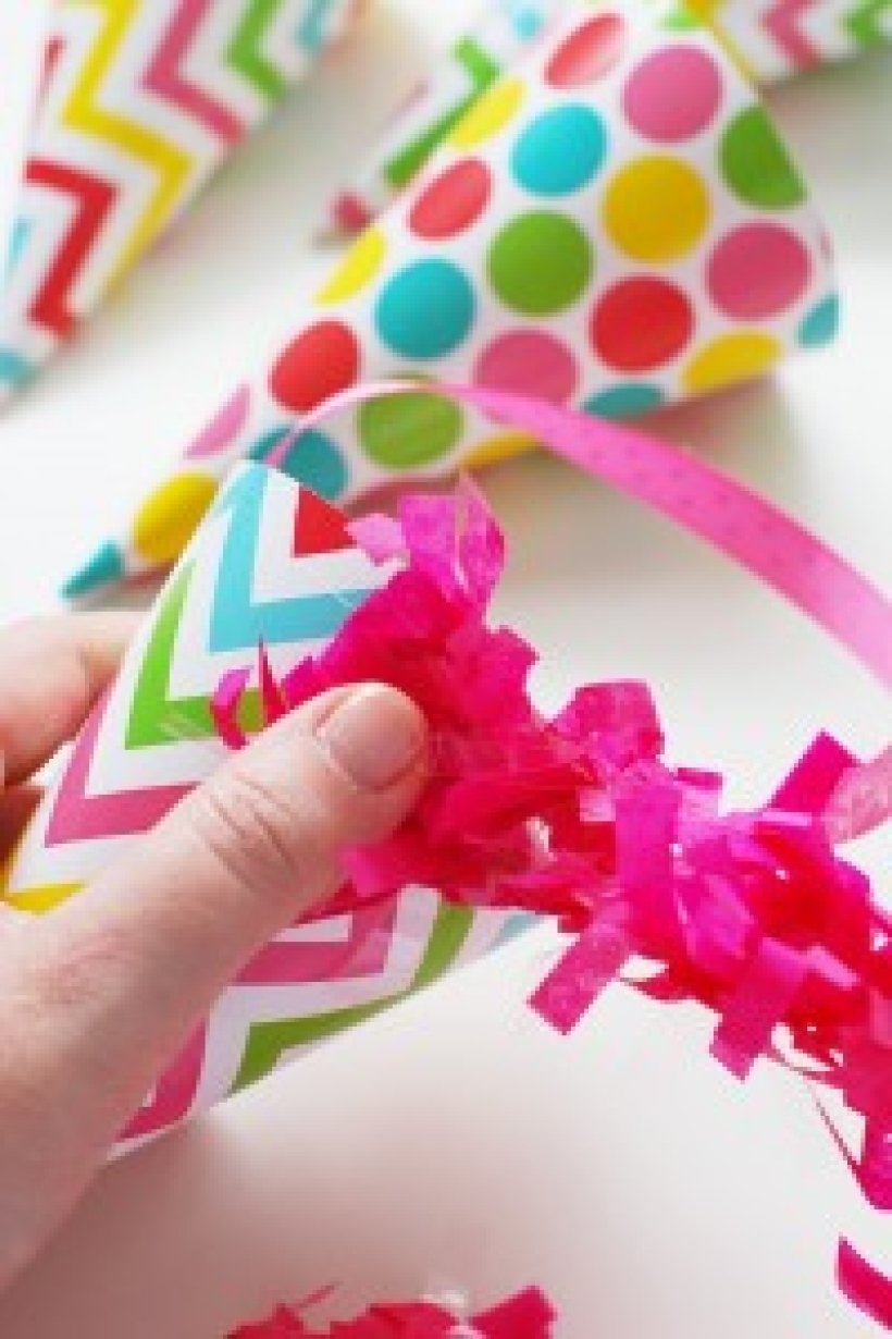 How to make party favour cones